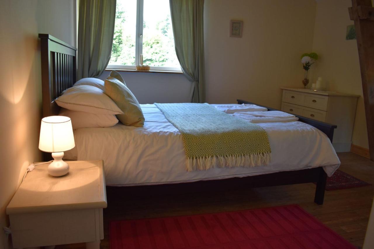 Gites In Le Neufbourg -Mortain Esterno foto